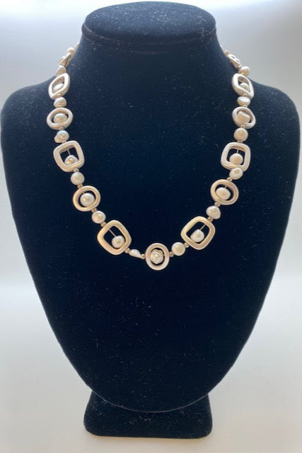 18 inch Silver Geometric Shapes with White Pearls Necklace