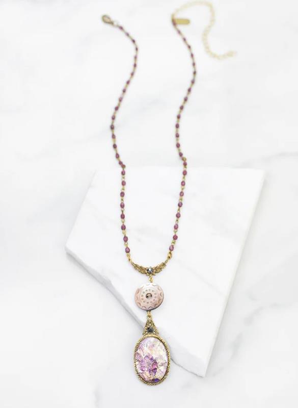 Ocean Pearl Button W/Amethyst Glass Cabochon Necklace,01-N905B