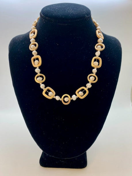 18 inch Gold Geometric Necklace with White Pearls