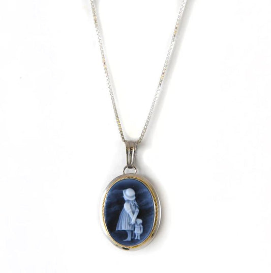 Silver Agate 25 Mm Girl By Sea Pendant