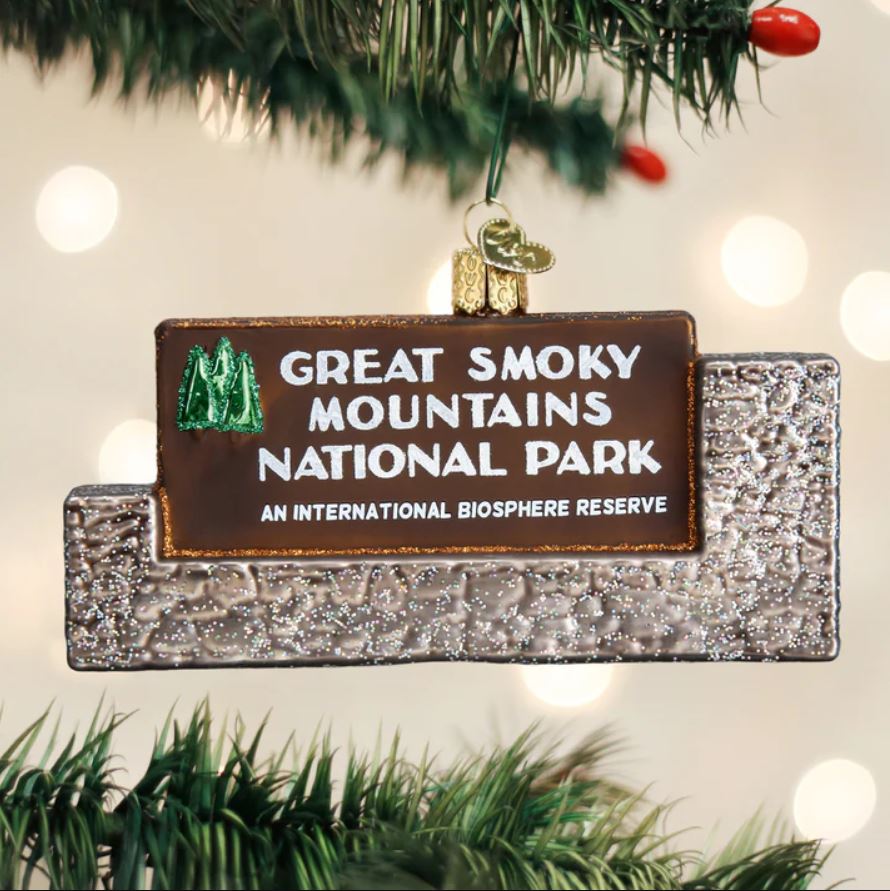 Decorative ornament of Great Smoky Mountains National Park sign on a Christmas tree.